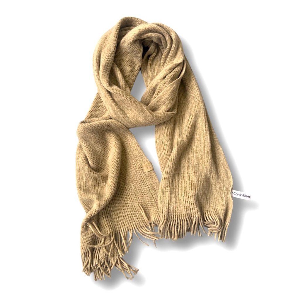 TAN ‘CALVIN KLEIN’ SCARF!!